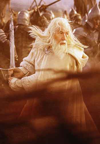 Ian McKellen  podría volver a encarnar a <i>Gandalf</i> en EL HOBBIT!!