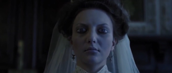 Una novia terrorífica en el póster y trailer de la rusa ‘Nevesta’