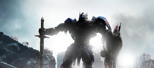Póster oficial de ‘Transformers: El Último Caballero’
