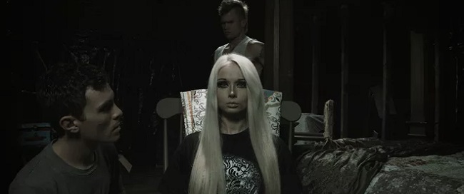 Póster y trailer oficial para \'The Doll\' - abandomoviez.net Póster y trailer oficial para \'The Doll\' - abandomoviez.net