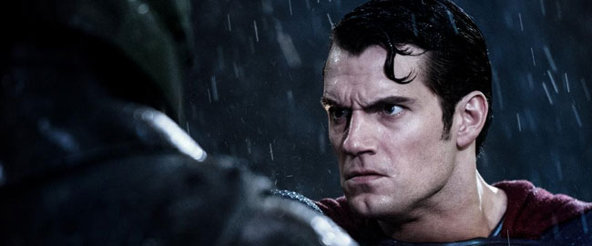 ‘Batman v Superman’ tendrá una versión R en Blu-ray