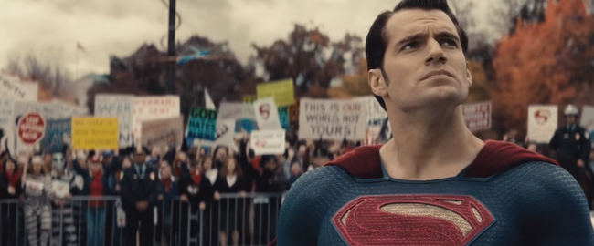 Nuevo clip y video featurette de ‘Batman v Superman’