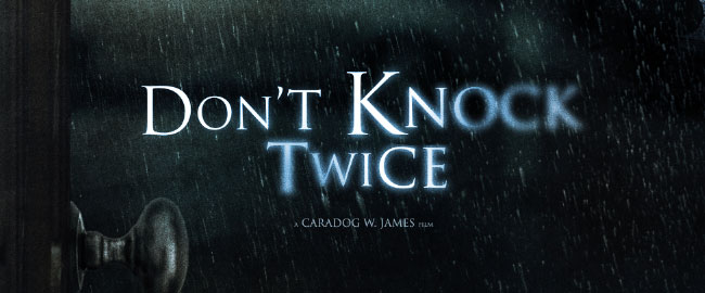 Primer póster de ‘Don’t Knock Twice’