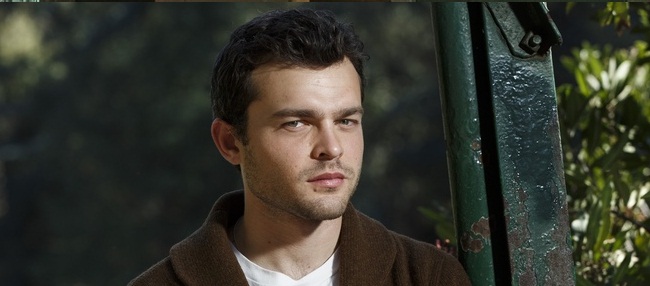 Alden Ehrenreich muy cerca de ser el joven Han Solo