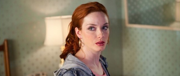 Christina Hendricks protagonizará la secuela de ‘Los Extraños’