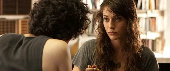 Lizzy Caplan negocia para unirse a ‘Gambito’