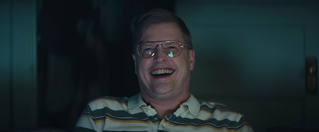 Películas en VHS en el primer trailer para “Rent-A-Pal”