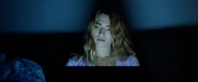 Terror en las redes sociales en el trailer de “Shook”