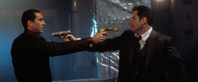 Adam Wingard quiere a John Travolta y Nicolas Cage en la secuela de “Cara a Cara”
