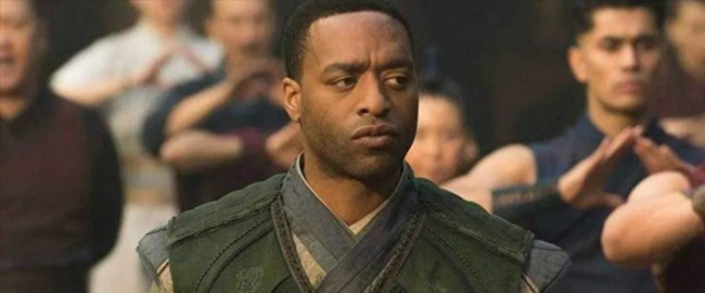  Chiwetel Ejiofor acompañará a Tom Hardy en la tercera entrega de “Venom”