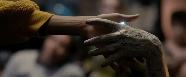 Nuevo trailer subtitulado para “Háblame”, el   thriller sobrenatural de A24