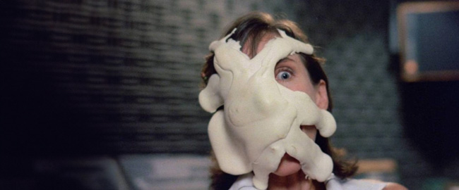 9 películas de terror imprescindibles que  juegan con tus sentidos