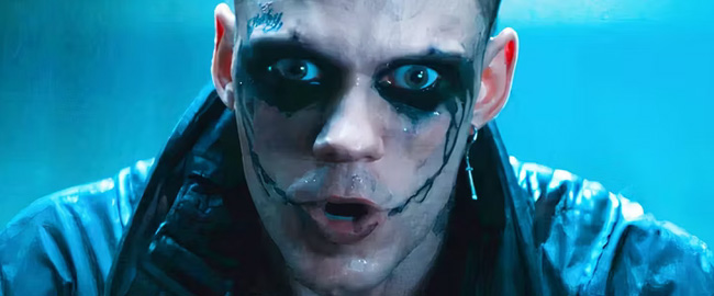 Nuevo póster de “El Cuervo” con Bill Skarsgård como Eric