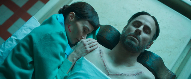 Terror gótico en el primer trailer oficial de “Broken Bird”