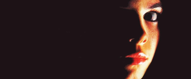 Explora “Los Sin Nombre” (1999): El terror que desgarra el alma y nunca te suelta