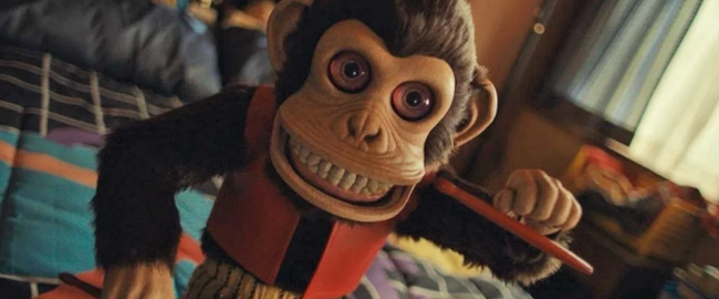 Critica de “The Monkey”: Leña al mono hasta que mate… y vaya si mata