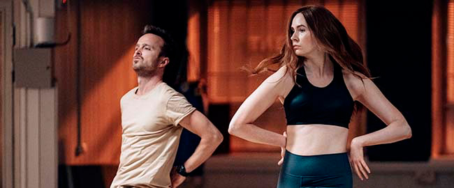 “Dual”, la distopía de Riley Stearns, ya disponible en Netflix