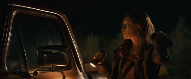 “Shelby Oaks”: tráiler final de la película de terror producida por Mike Flanagan