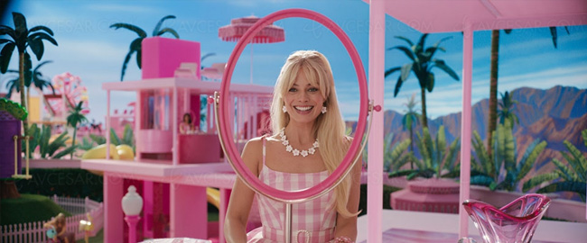 Barbie Margot Robbie mundo rosa